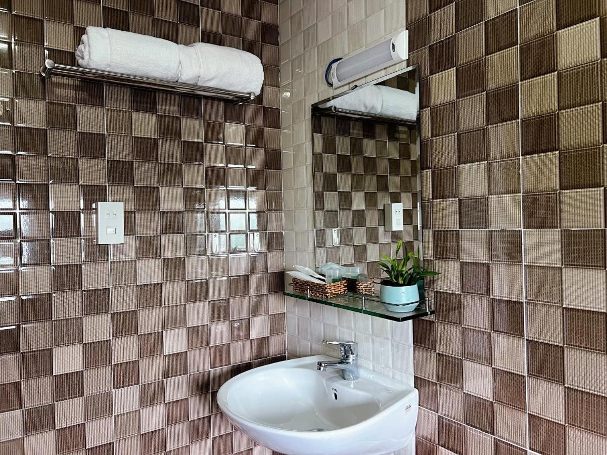 Lilac Cottage Homestay Дуонг-Донг Экстерьер фото