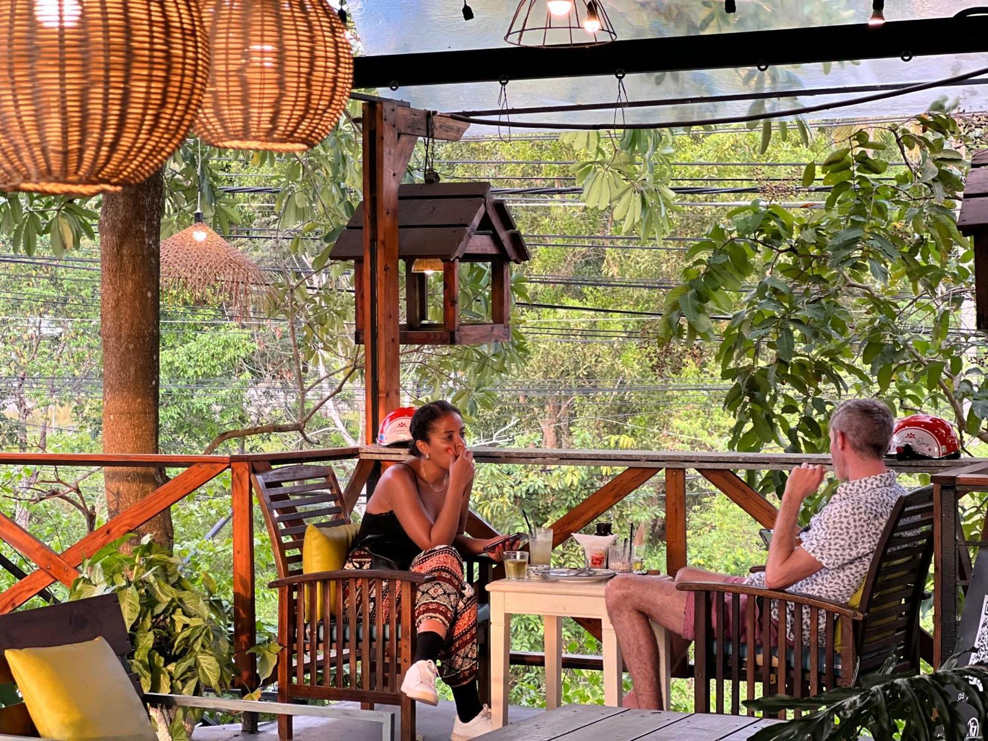 Lilac Cottage Homestay Дуонг-Донг Экстерьер фото